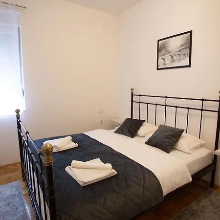 Salsa Apartment