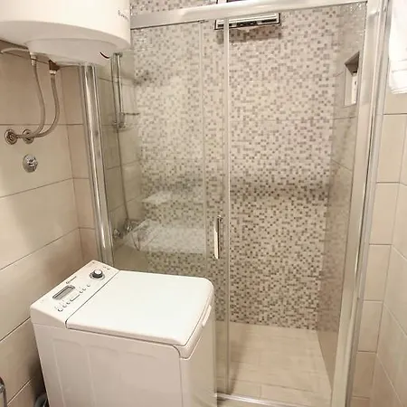 Salsa Apartment